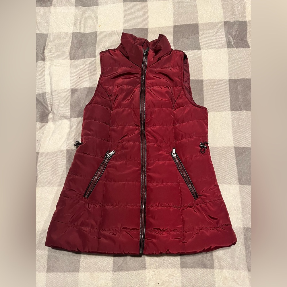 Maurice’s Zip Up Puffer Vest